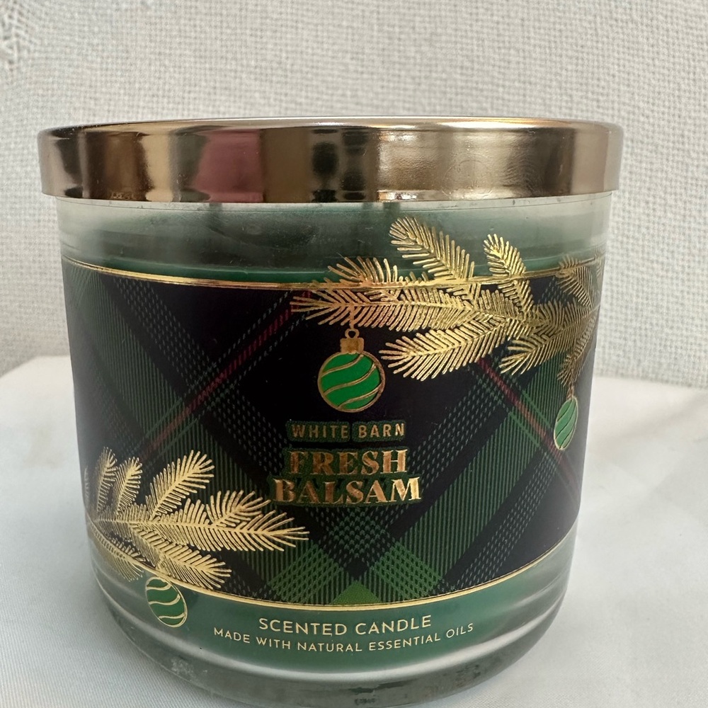White Barn Bath and Body Works Fresh Balsam 3 wick NEW